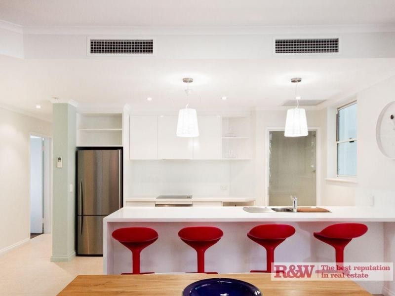 Apartment 5, The Emerald, 42 Hastings Street, Noosa Heads QLD 4567