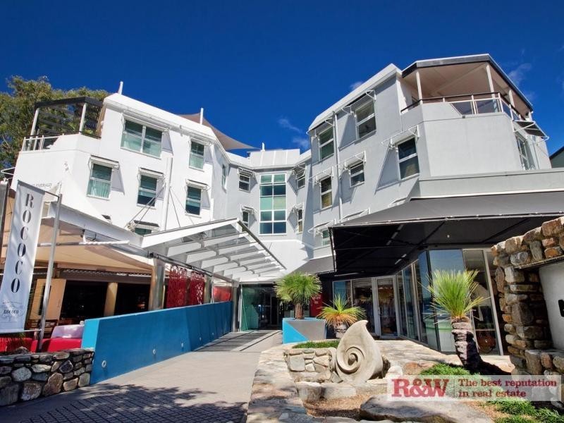 Apartment 5, The Emerald, 42 Hastings Street, Noosa Heads QLD 4567