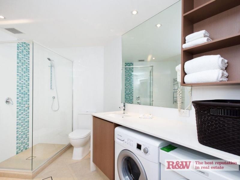 Apartment 5, The Emerald, 42 Hastings Street, Noosa Heads QLD 4567