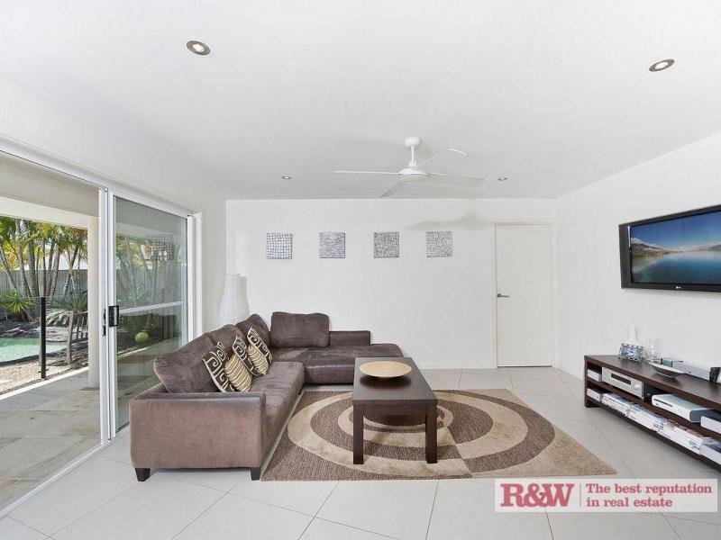 10 Seagull Court, Noosa Waters QLD 4566