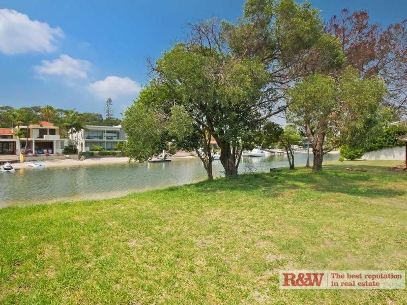 24 Wesley Court, Noosa Heads QLD 4567