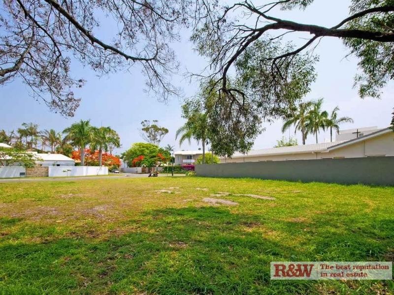 24 Wesley Court, Noosa Heads QLD 4567