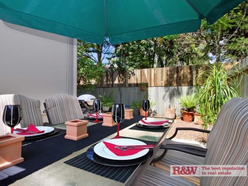 11/18 Koel Gardens , Lake Weyba Drive, Noosaville QLD 4566