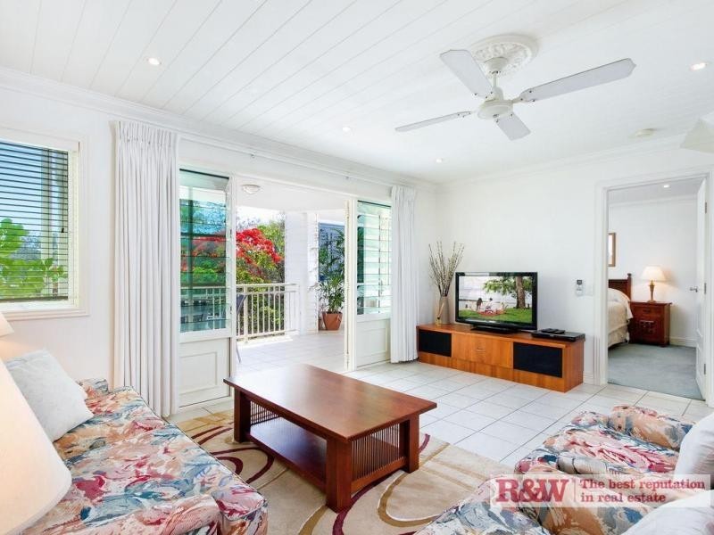 4/19 Hemingway Villas, Russell Street, Noosaville QLD 4566