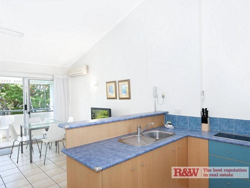 11/49 Holiday Inn, Noosa Parade, Noosa Heads QLD 4567