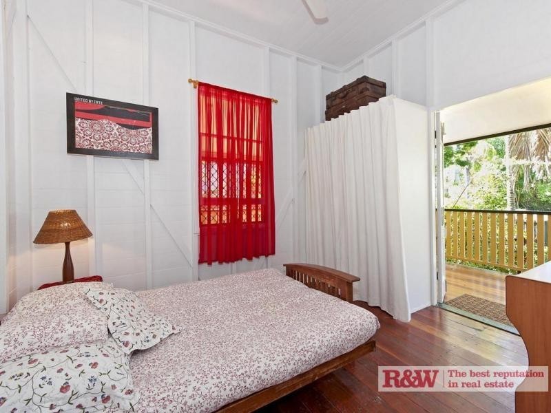 44 Crank Street, Tewantin QLD 4565