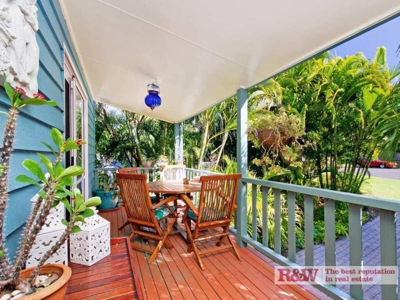 18 Belfa Place, Noosa Heads QLD 4567
