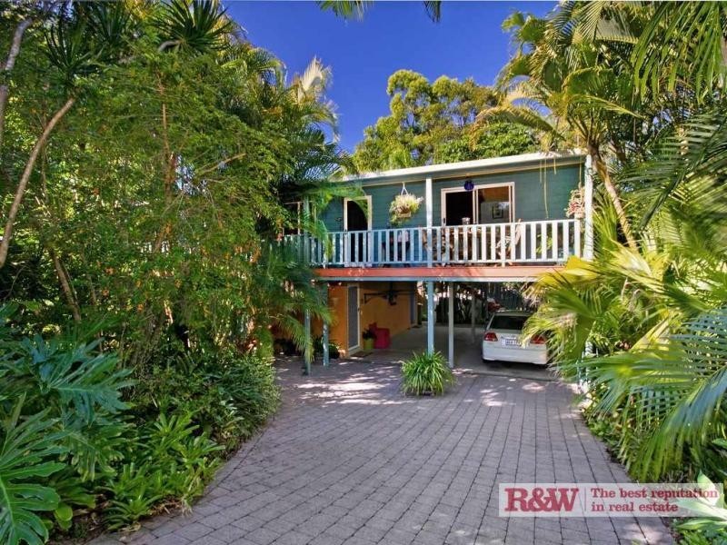 18 Belfa Place, Noosa Heads QLD 4567