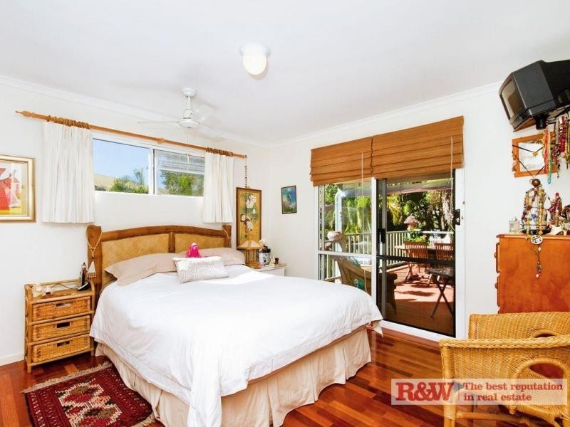 18 Belfa Place, Noosa Heads QLD 4567
