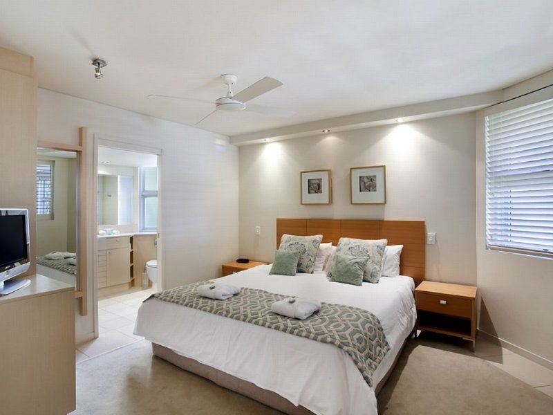 208/5 ‘Maison la Plage’ Hastings Street, Noosa Heads QLD 4567