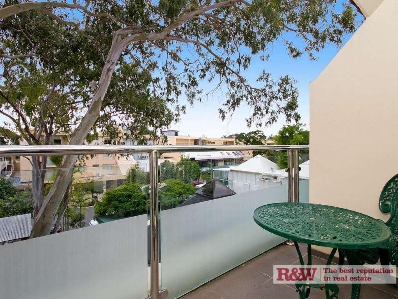 300/301/6 Hotel Laguna, Hastings Street, Noosa Heads QLD 4567