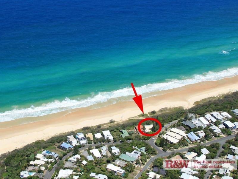 2 Arakoon Crescent, Sunshine Beach QLD 4567