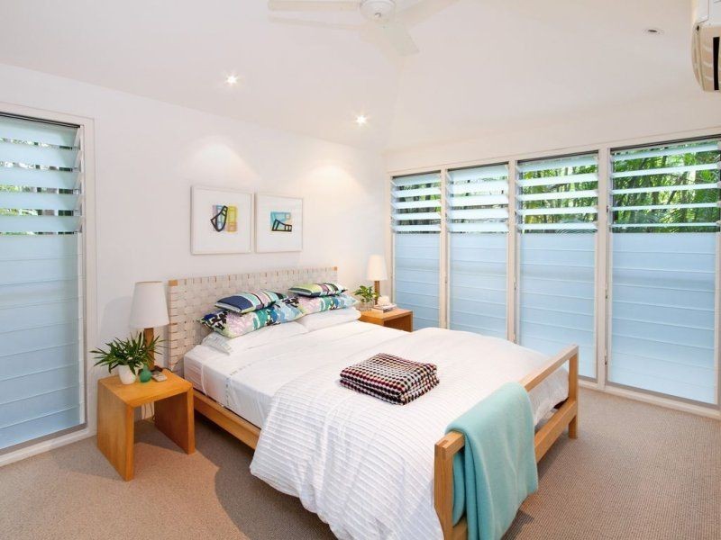 99 Upper Hastings Street, Little Cove QLD 4567