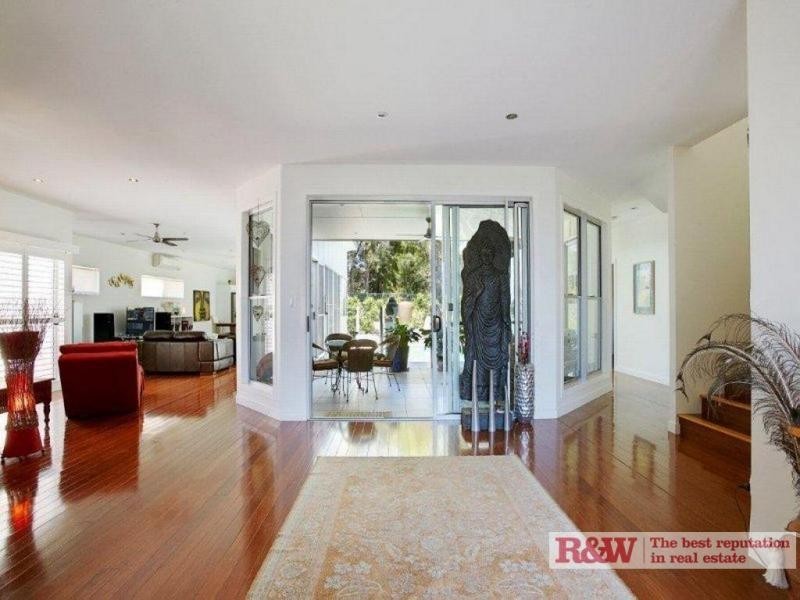 6 Putters Lane, Peregian Springs QLD 4573