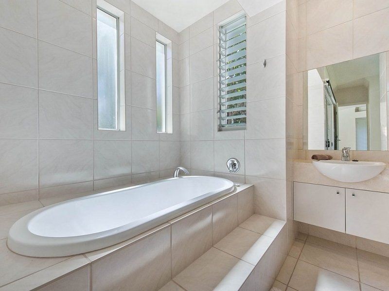 525 ‘The Ridge’/61 Noosa Springs Drive, Noosa Heads QLD 4567