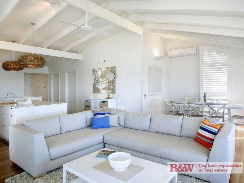 32 Park Crescent, Sunshine Beach QLD 4567