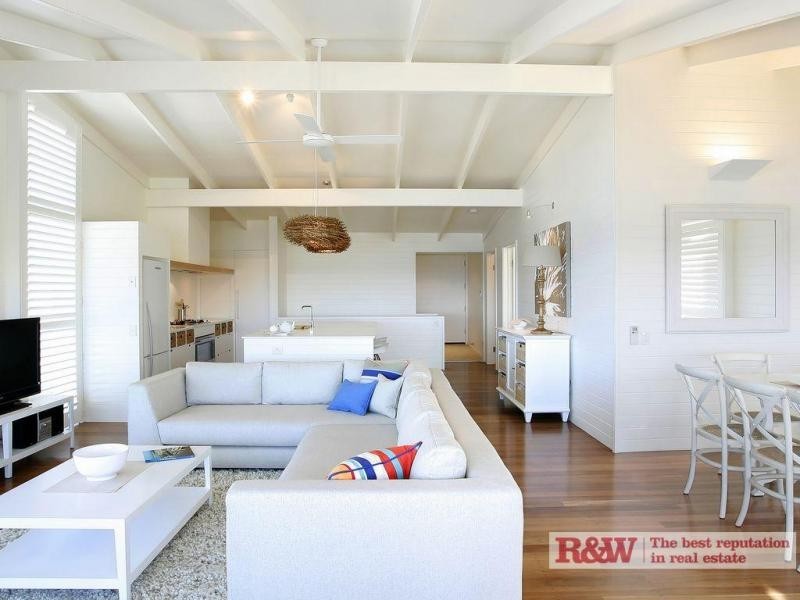 32 Park Crescent, Sunshine Beach QLD 4567