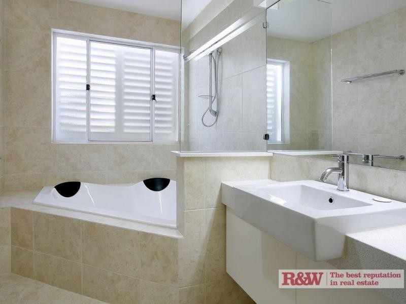 32 Park Crescent, Sunshine Beach QLD 4567