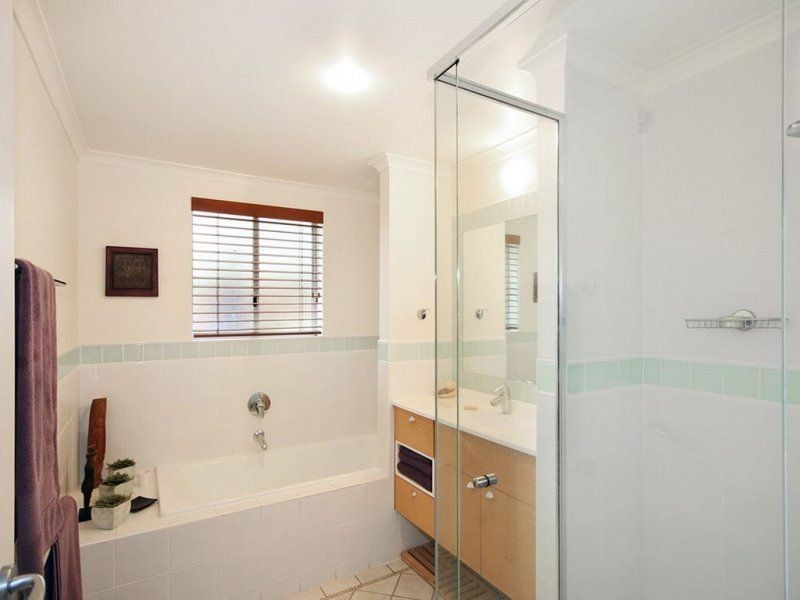 4 ‘Trieste’/33 Elanda Street, Sunshine Beach QLD 4567