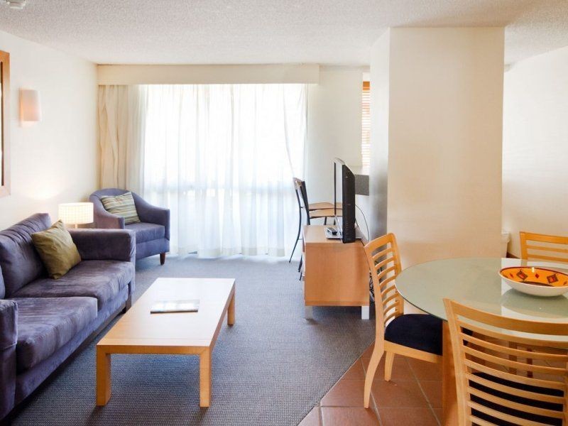 202/203/6 ‘Hotel Laguna’ Hastings Street, Noosa Heads QLD 4567