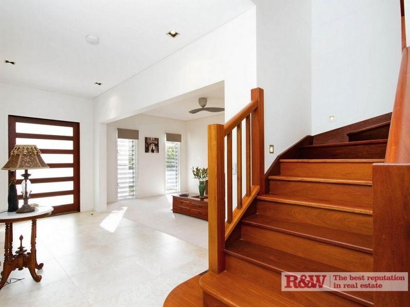 32 Wyona Drive, Noosa Heads QLD 4567