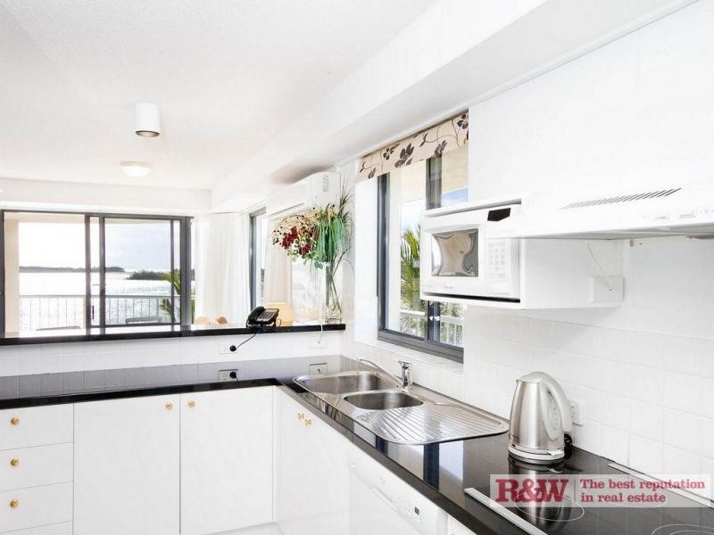 31/24 Noosa Pacific, Munna Crescent, Noosaville QLD 4566