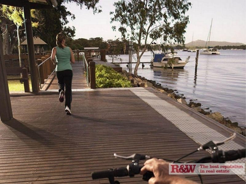 1 Sea Eagle Drive, Noosaville QLD 4566