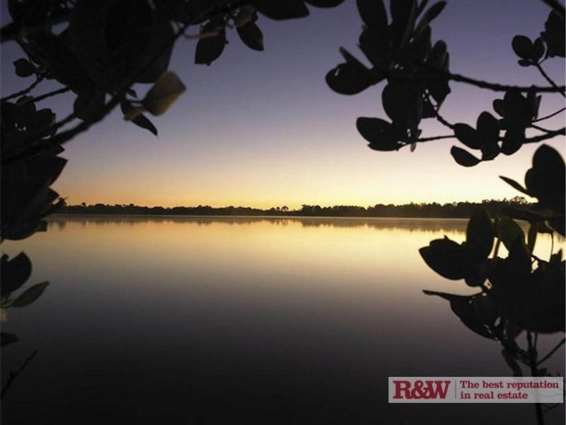 1 Sea Eagle Drive, Noosaville QLD 4566
