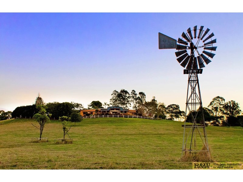 179 Lone Hand Road, Eumundi QLD 4562