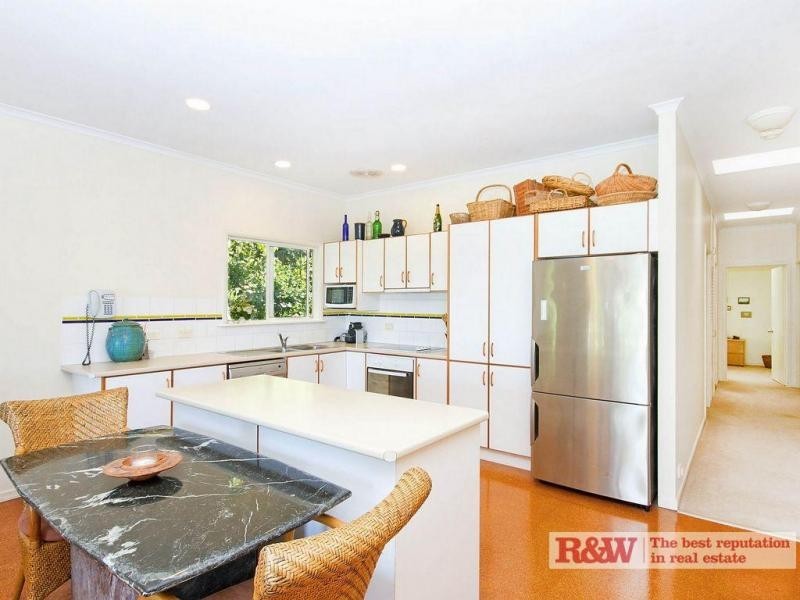 20 Seaview Terrace, Sunshine Beach QLD 4567