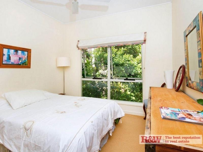 20 Seaview Terrace, Sunshine Beach QLD 4567