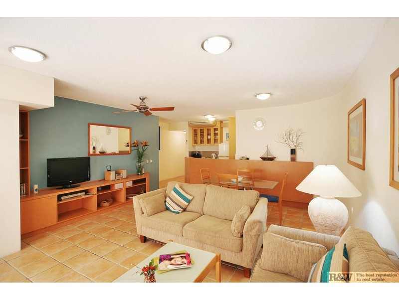 2 ‘Picture Point Apt”/30  Edgar Bennett Avenue, Noosa Heads QLD 4567