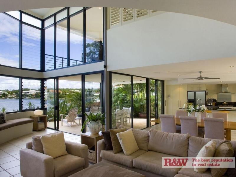 2 The Promontory, Noosa Waters QLD 4566