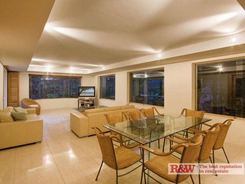 2/44 ‘Alderly Penthouse’, Park Rd, Noosa Heads QLD 4567