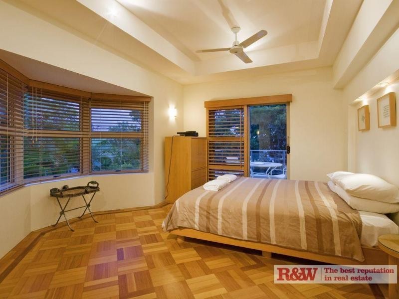 2/44 ‘Alderly Penthouse’, Park Rd, Noosa Heads QLD 4567