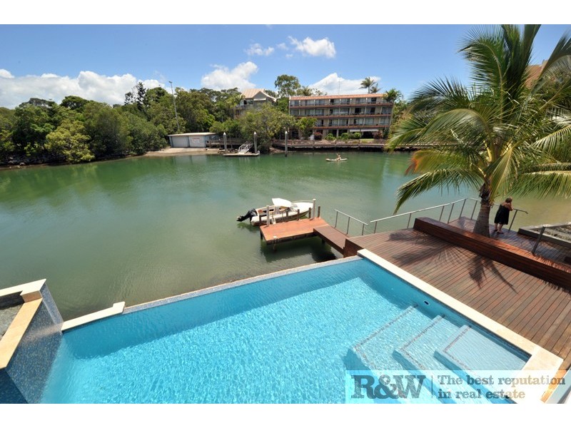 4 Noosa Parade, Noosa Heads QLD 4567
