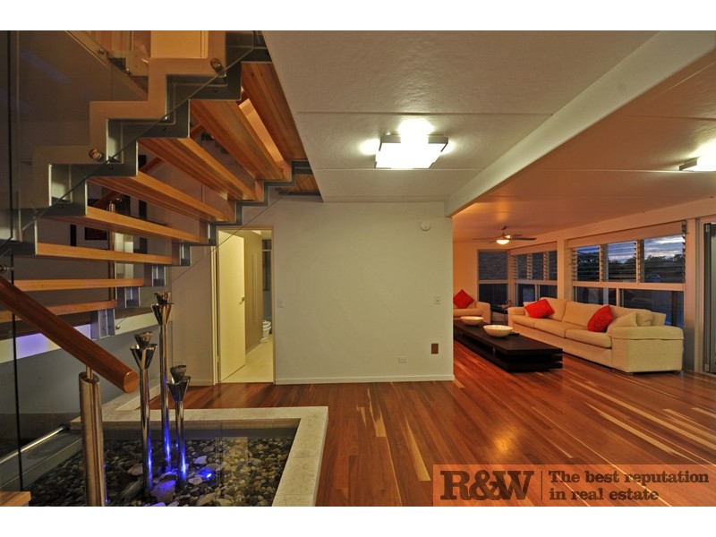 4 Noosa Parade, Noosa Heads QLD 4567