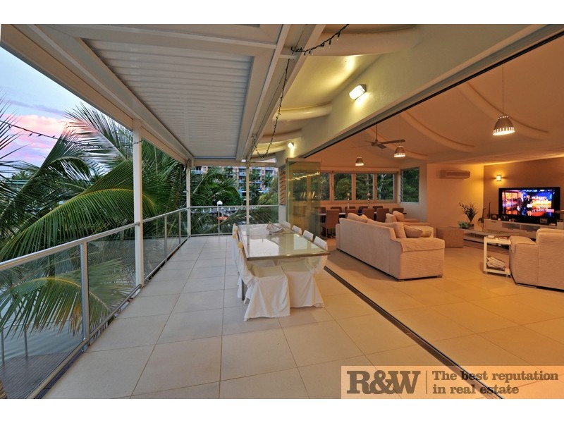 4 Noosa Parade, Noosa Heads QLD 4567
