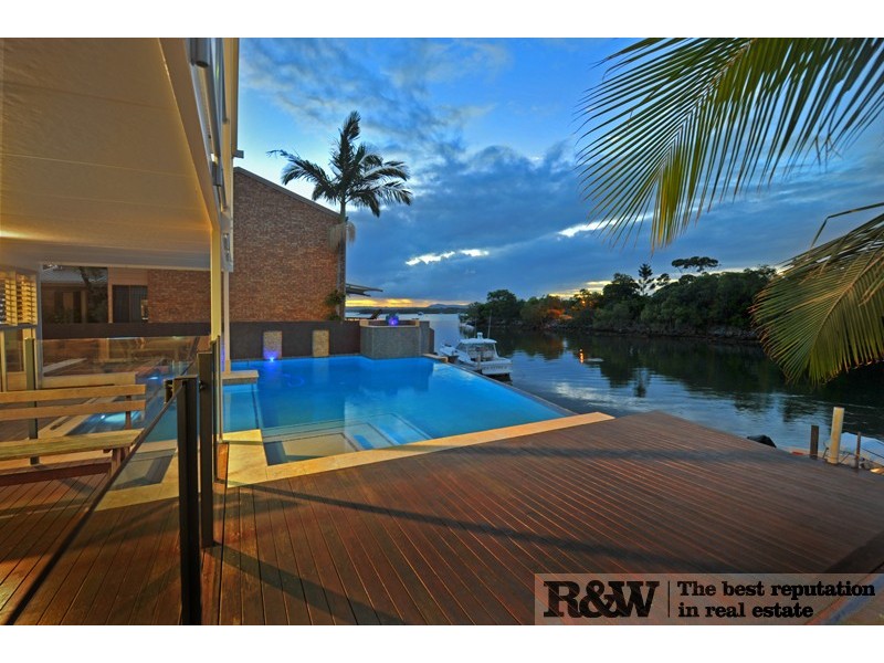 4 Noosa Parade, Noosa Heads QLD 4567