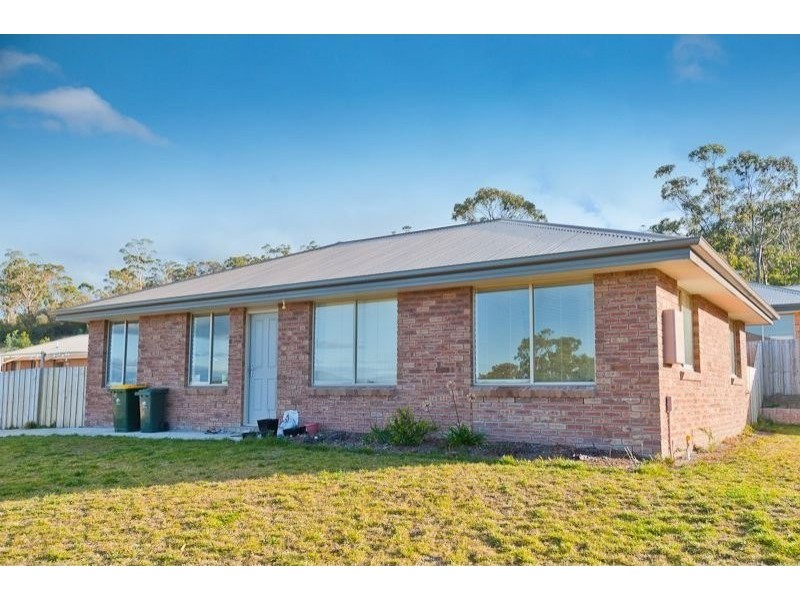 18 Emmaline Court, Rokeby TAS 7019