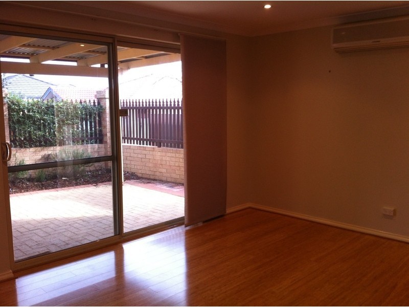 1/46 Crocker Way, Innaloo WA 6018