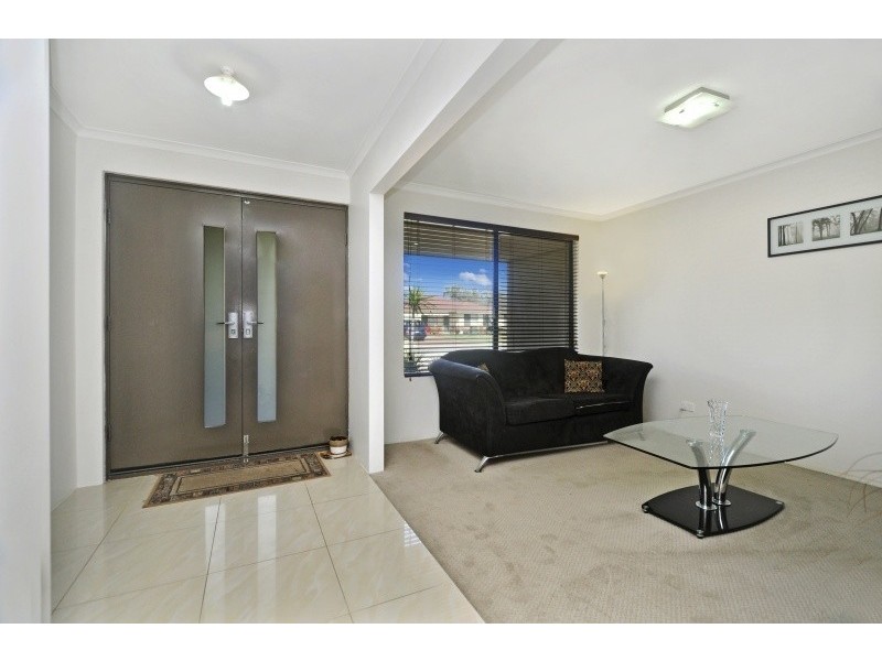 237 Bennett Springs Drive, Beechboro WA 6063