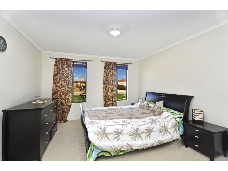 237 Bennett Springs Drive, Beechboro WA 6063