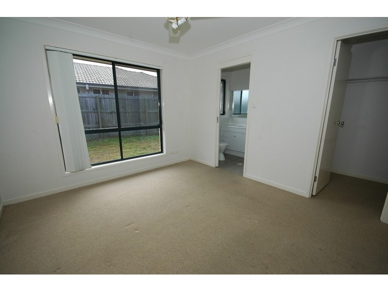 15 Attwood Way, Goodna QLD 4300