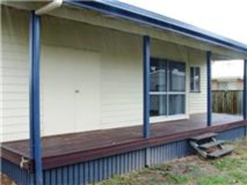 27 Caringa Street, Urangan QLD 4655