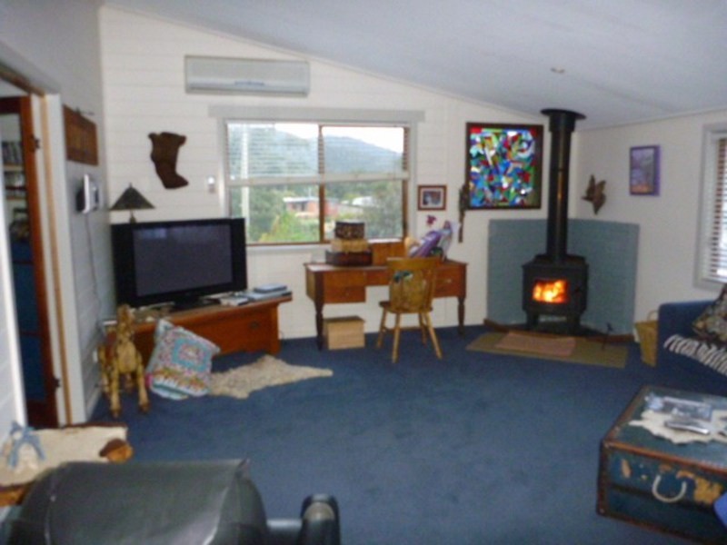 46 Apex Point Road, White Beach TAS 7184