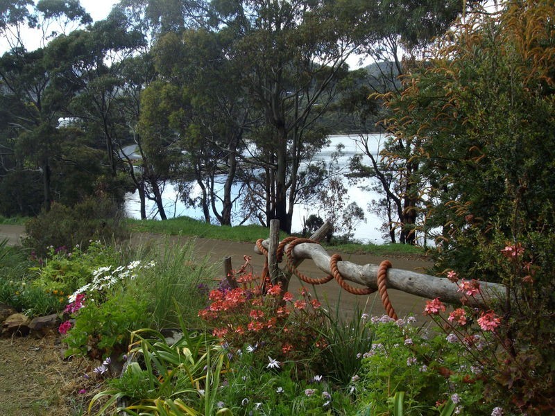 46 Apex Point Road, White Beach TAS 7184