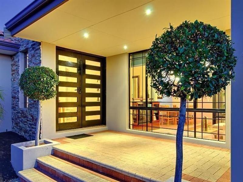 6 Paragon Rise, Currambine WA 6028