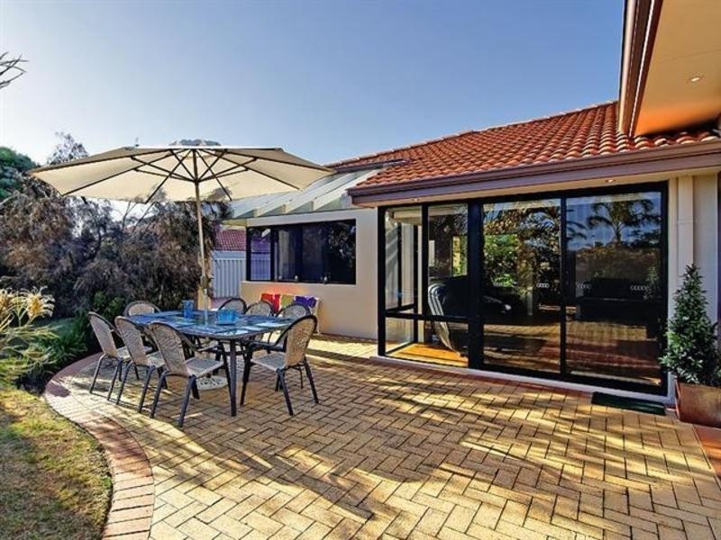 6 Paragon Rise, Currambine WA 6028