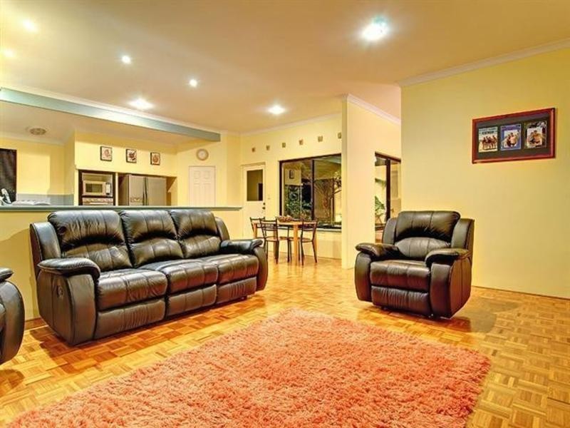 6 Paragon Rise, Currambine WA 6028